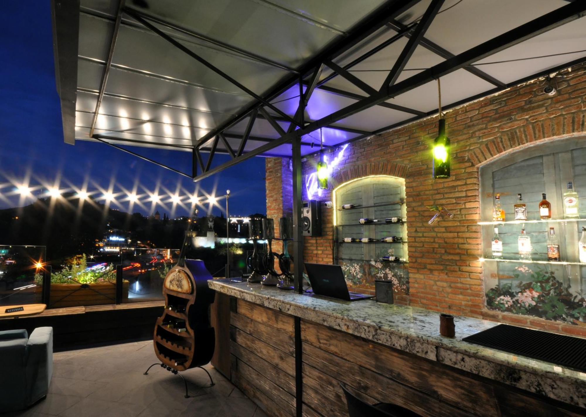Meidan Inn Tbilisi Exterior foto